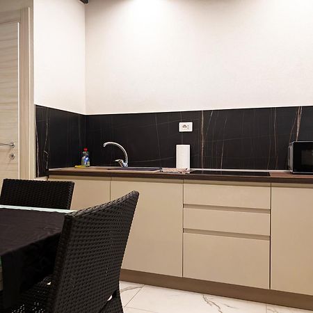 Le Torri Loft Apartment Фоссано Екстер'єр фото