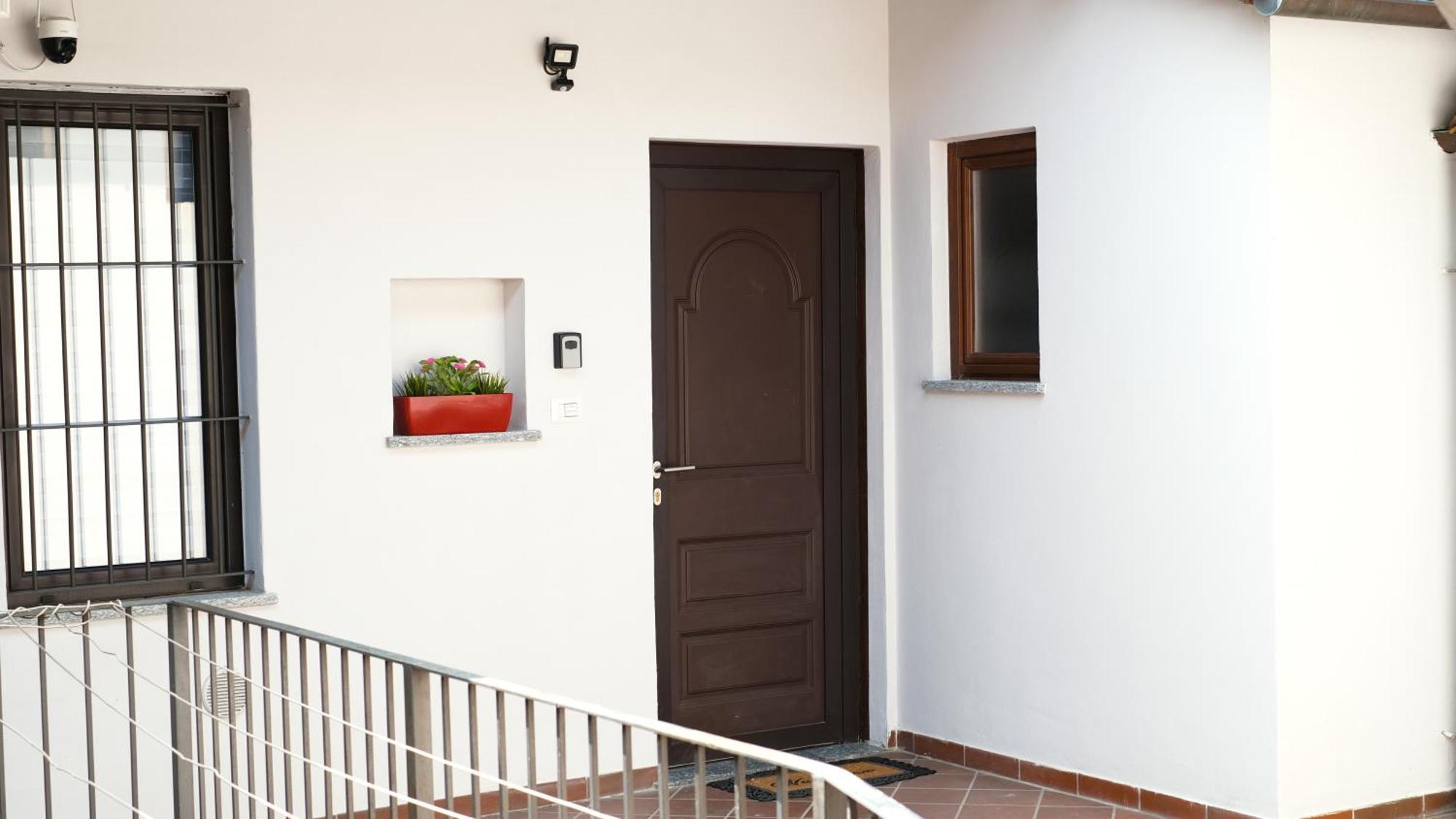 Le Torri Loft Apartment Фоссано Екстер'єр фото