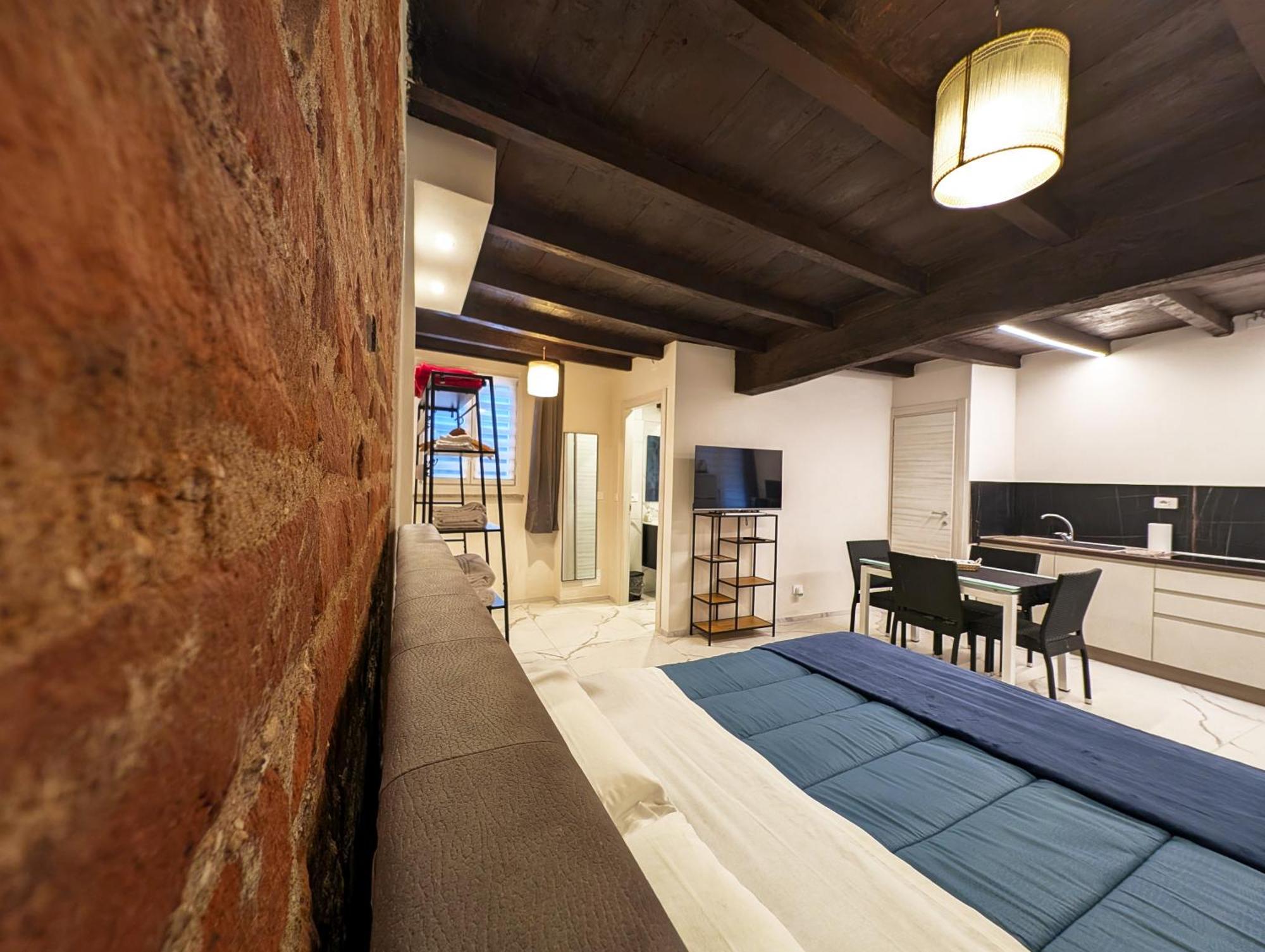 Le Torri Loft Apartment Фоссано Екстер'єр фото