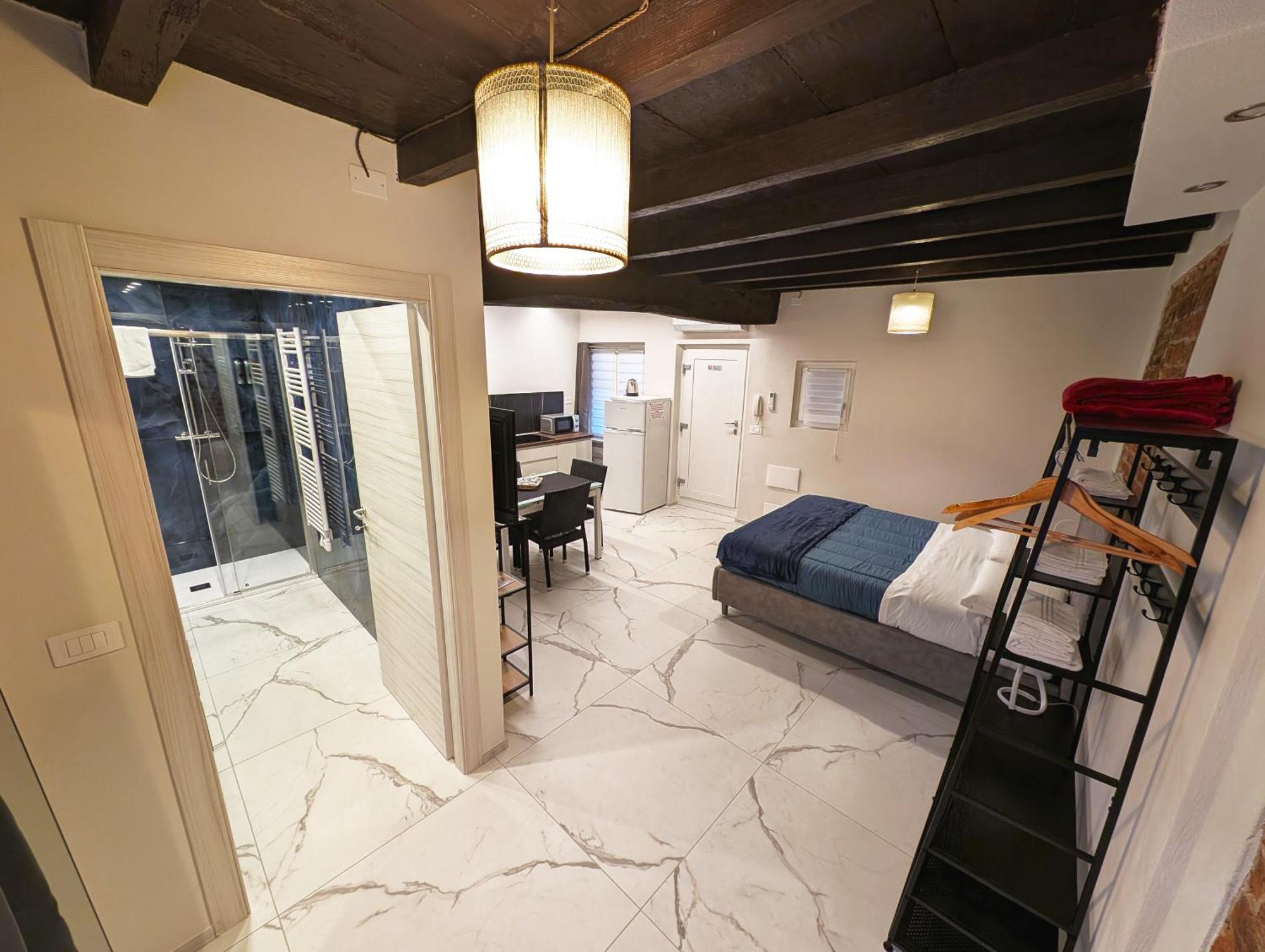 Le Torri Loft Apartment Фоссано Екстер'єр фото
